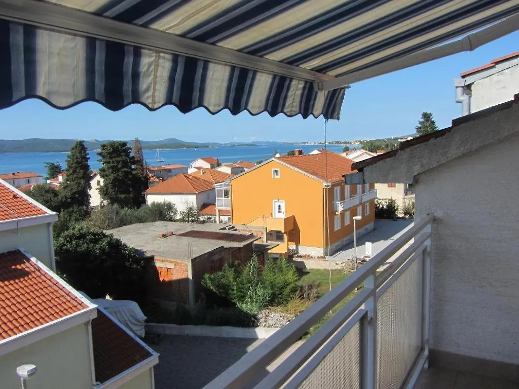 Vedrana Apartments