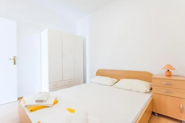 Vedrana Apartments 0*, Biograd Na Moru Croatia