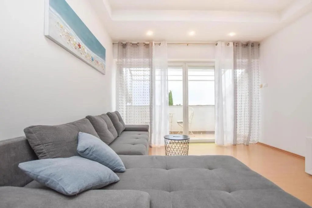Vedrana Apartments