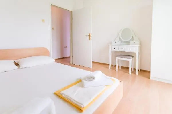 Vedrana Apartments